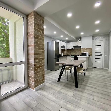 Ultracentral Velvet Home !! Кишинів Екстер'єр фото