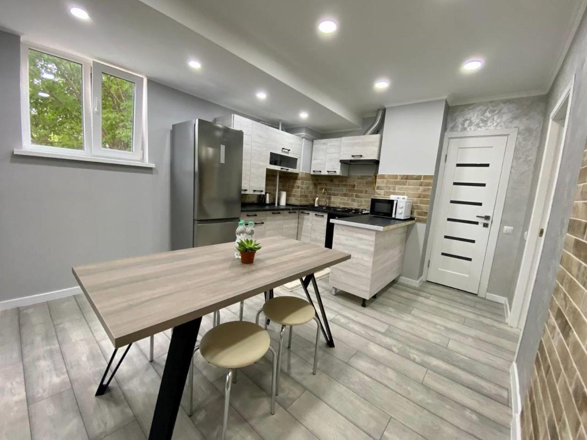 Ultracentral Velvet Home !! Кишинів Екстер'єр фото