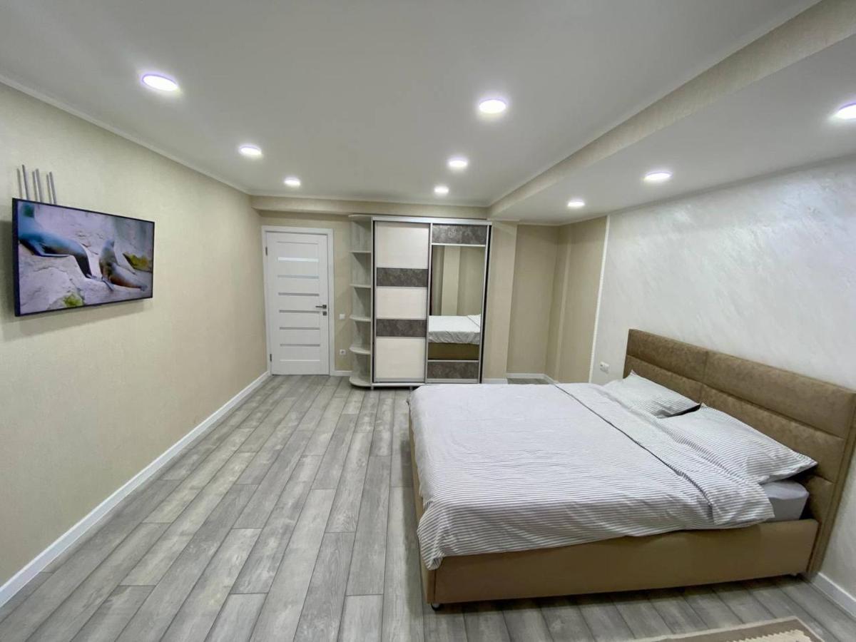 Ultracentral Velvet Home !! Кишинів Екстер'єр фото