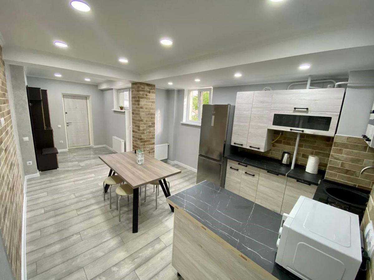 Ultracentral Velvet Home !! Кишинів Екстер'єр фото