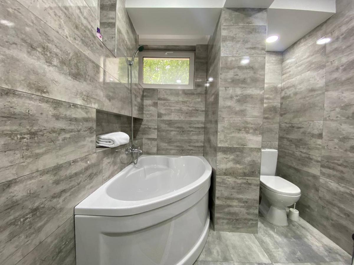 Ultracentral Velvet Home !! Кишинів Екстер'єр фото