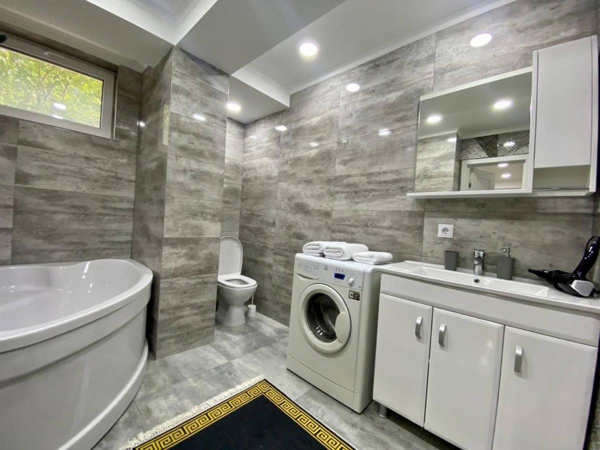 Ultracentral Velvet Home !! Кишинів Екстер'єр фото