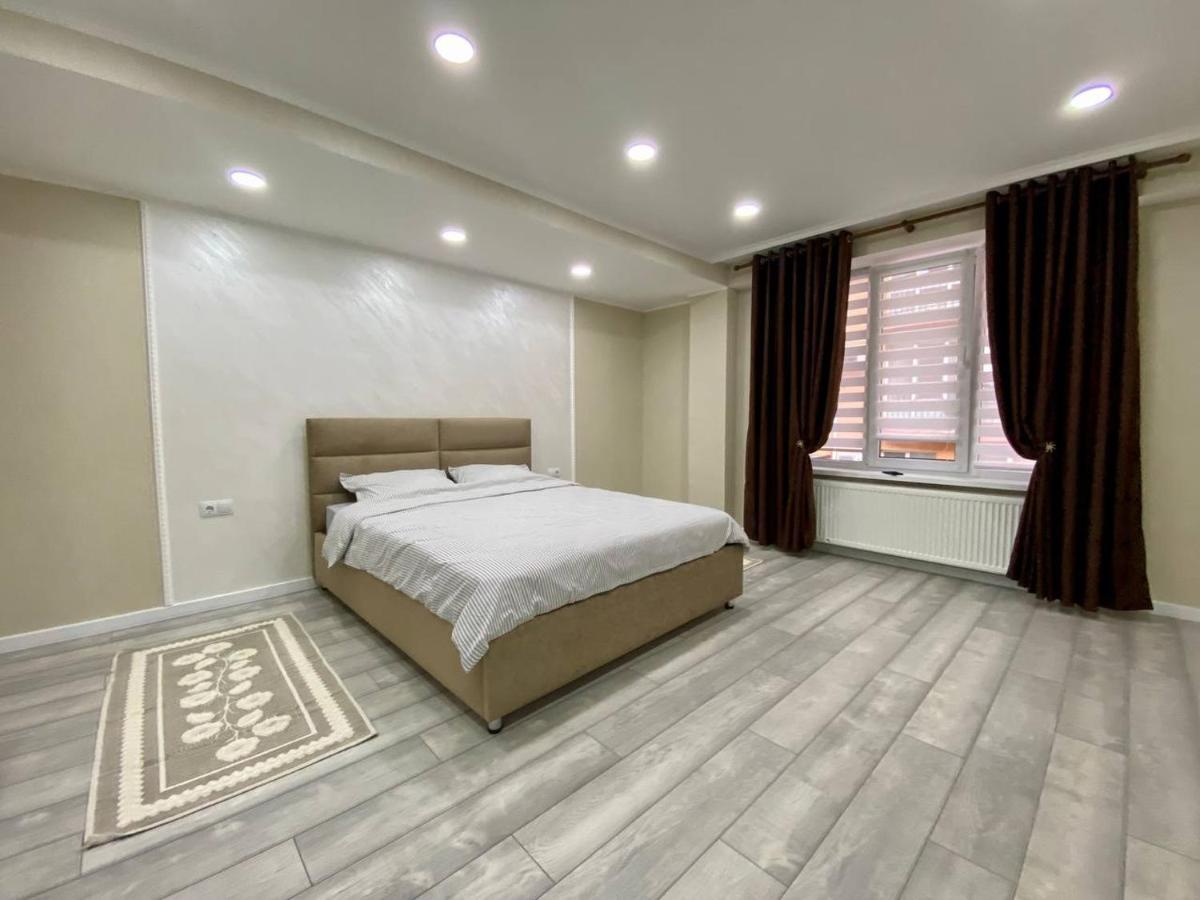 Ultracentral Velvet Home !! Кишинів Екстер'єр фото